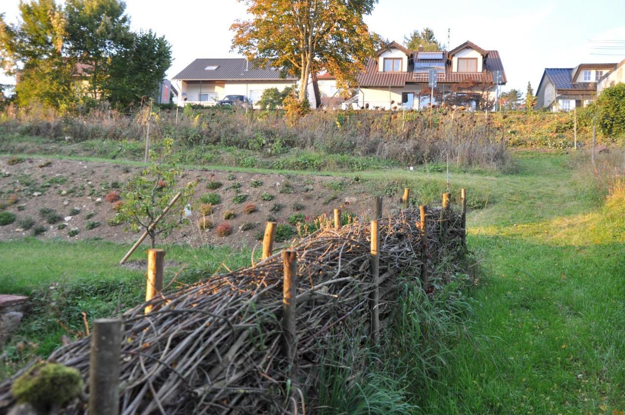Ferienwohnung Altes Pfarrhaus Bargen ภายนอก รูปภาพ