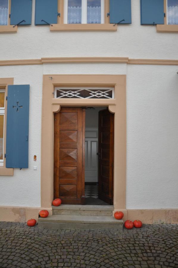 Ferienwohnung Altes Pfarrhaus Bargen ภายนอก รูปภาพ